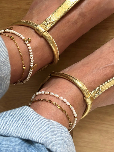 Cavigliera mini perle di fiume e balls dorate