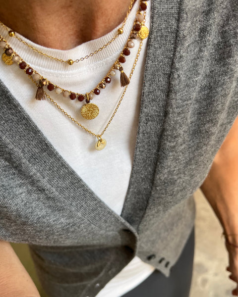 Girocollo mix di Chocolate brown con ciondoli e nappine