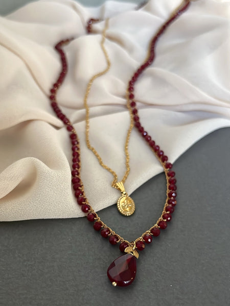 Collana lunga doppia bordeaux con pietra dura