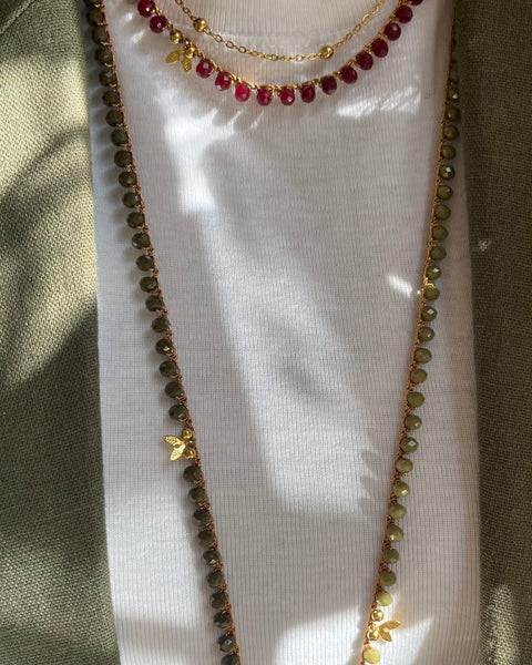 Collana bordeaux e verde oliva