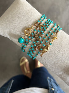 Collana turchese e charms dorati