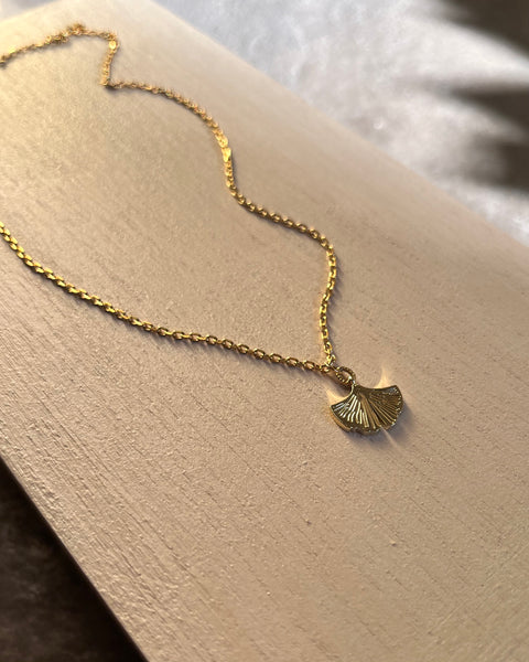 Collana foglia Gingko
