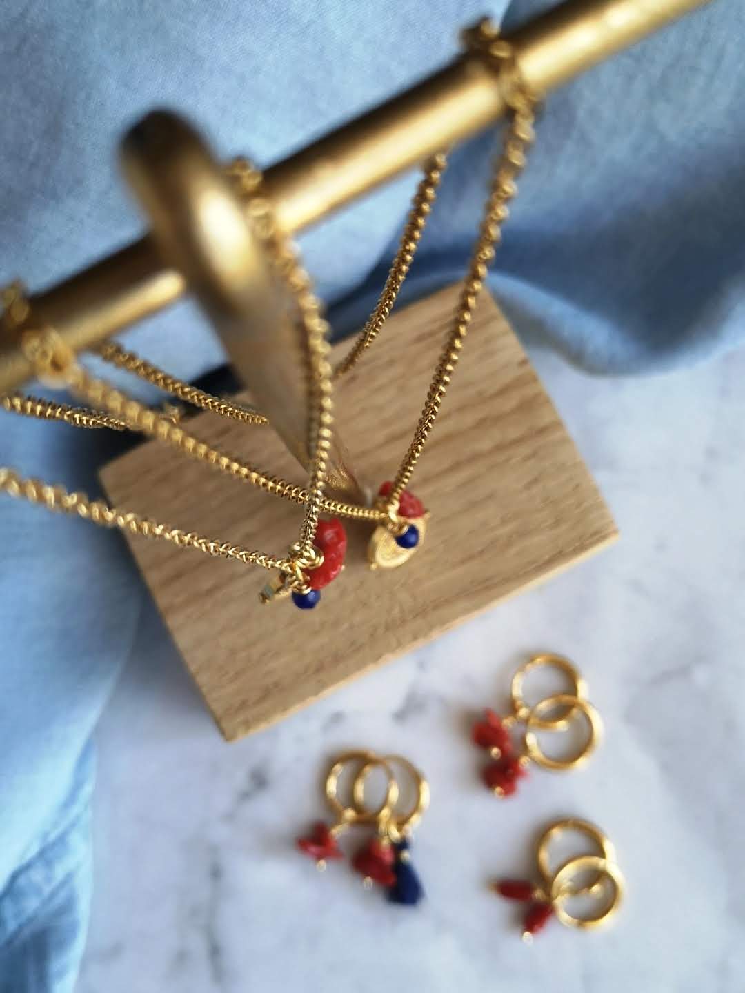 Collana acciaio con amuleto e corallo del Mediterraneo